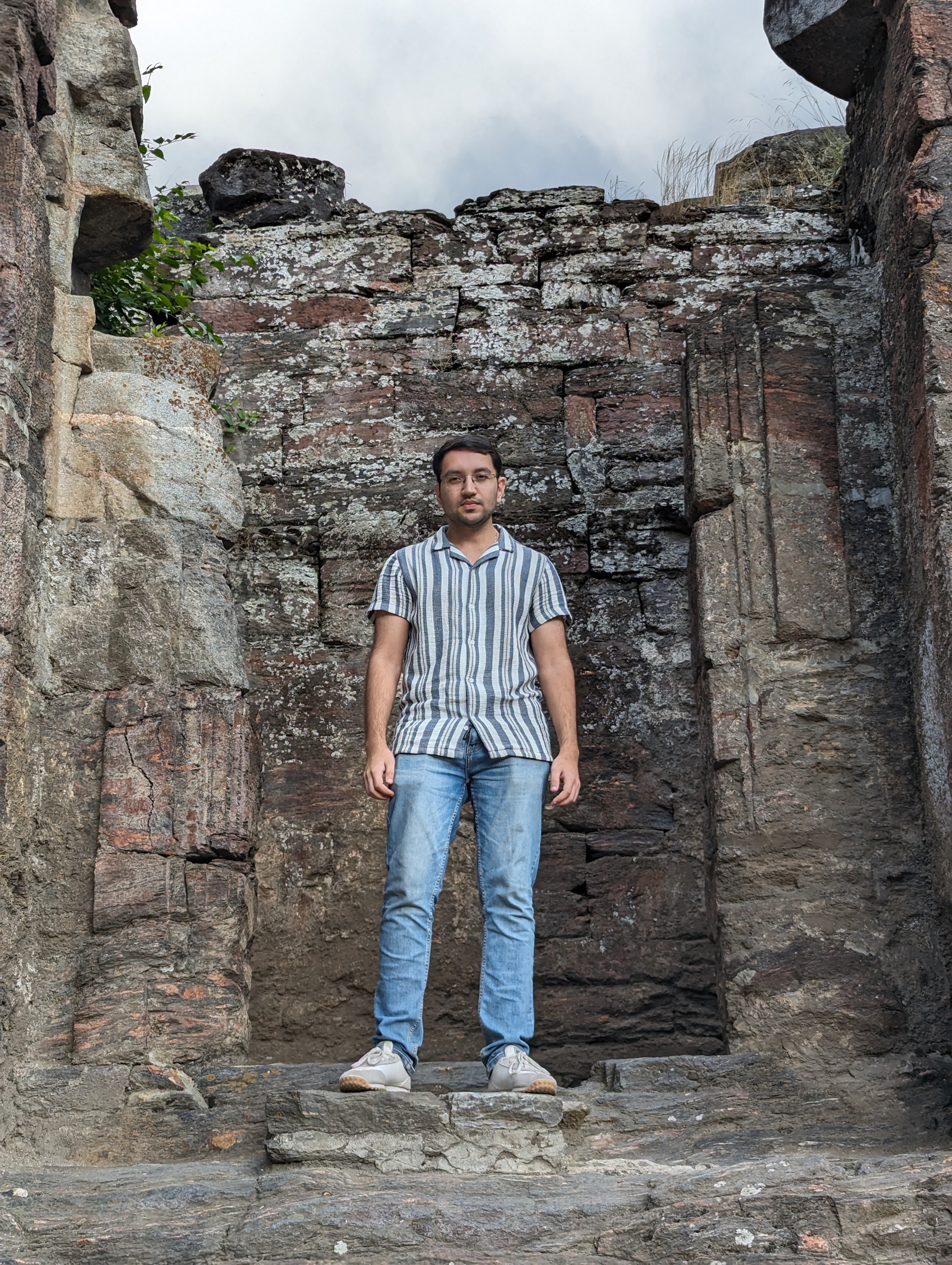 Rock monument, Sri Lanka